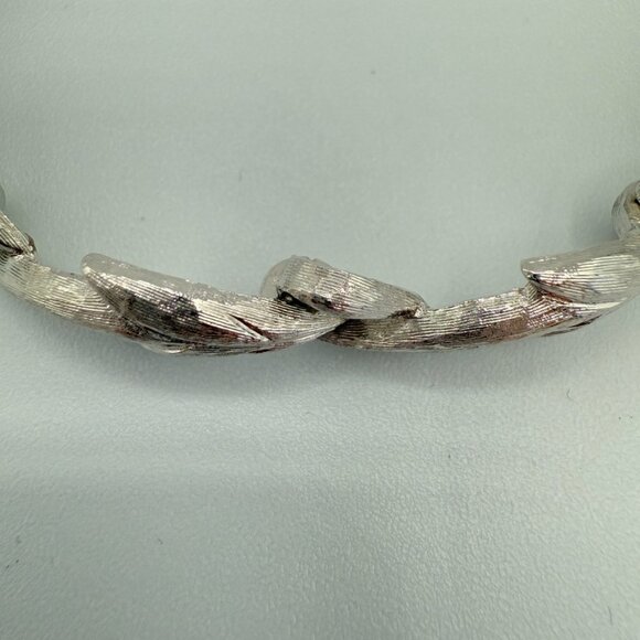 Vintage Monet Brushed Silver Leaf Design Bracelet with Safety Clasp - Picture 9 of 16